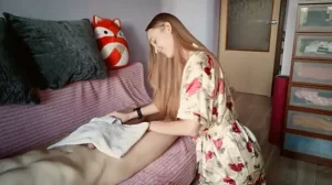 handjob massage from hot babe 1733438208
